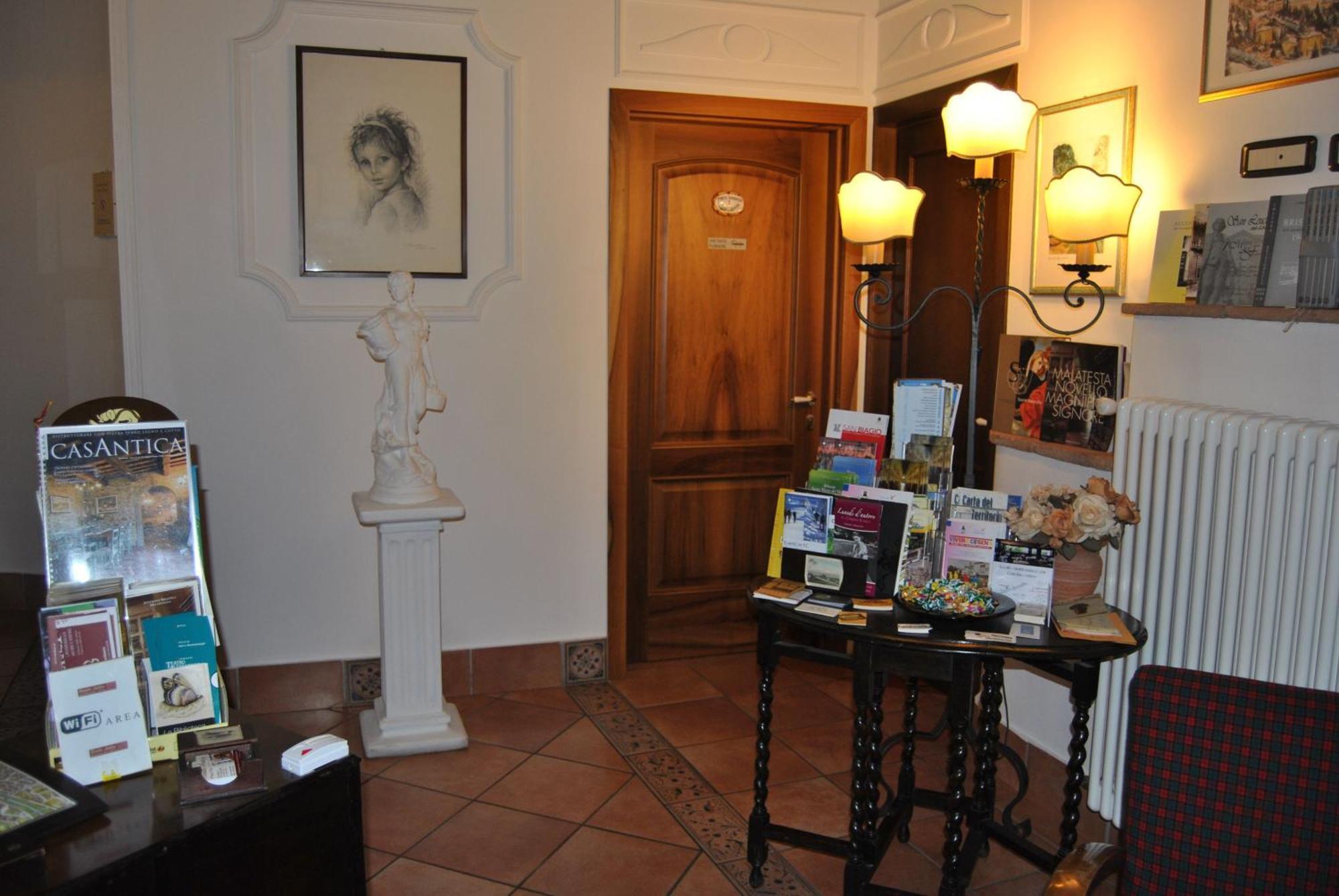 Mondo Antico B&B Cesena Exteriör bild