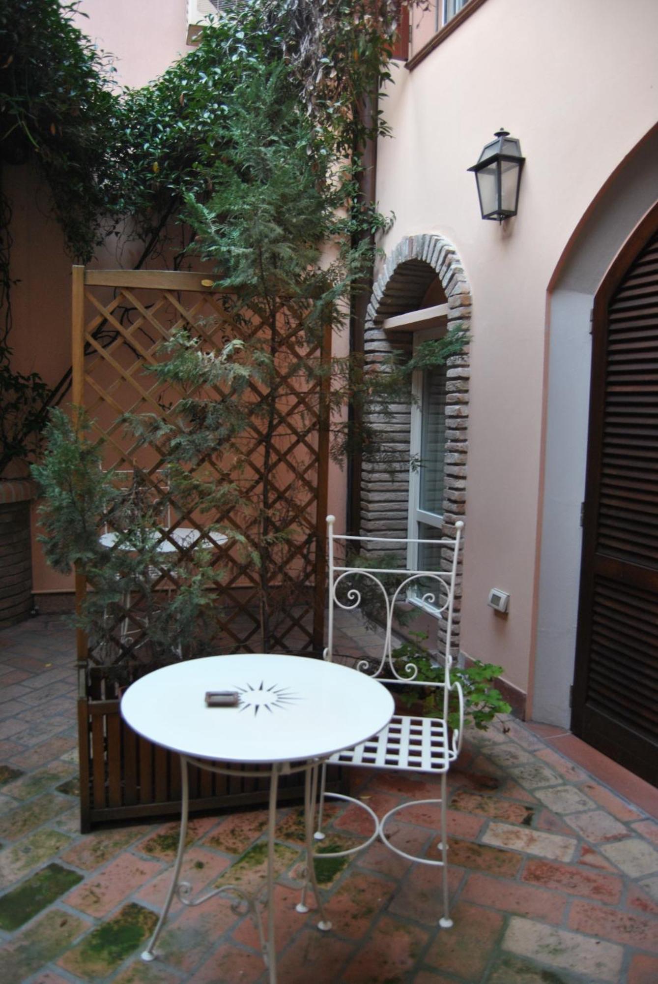 Mondo Antico B&B Cesena Exteriör bild