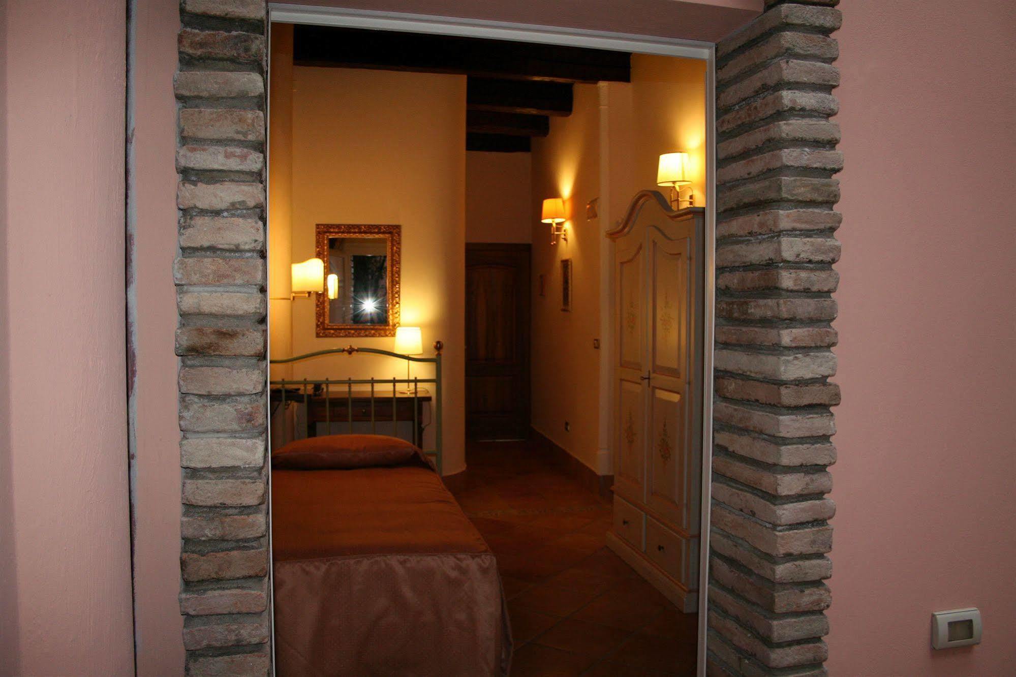 Mondo Antico B&B Cesena Exteriör bild